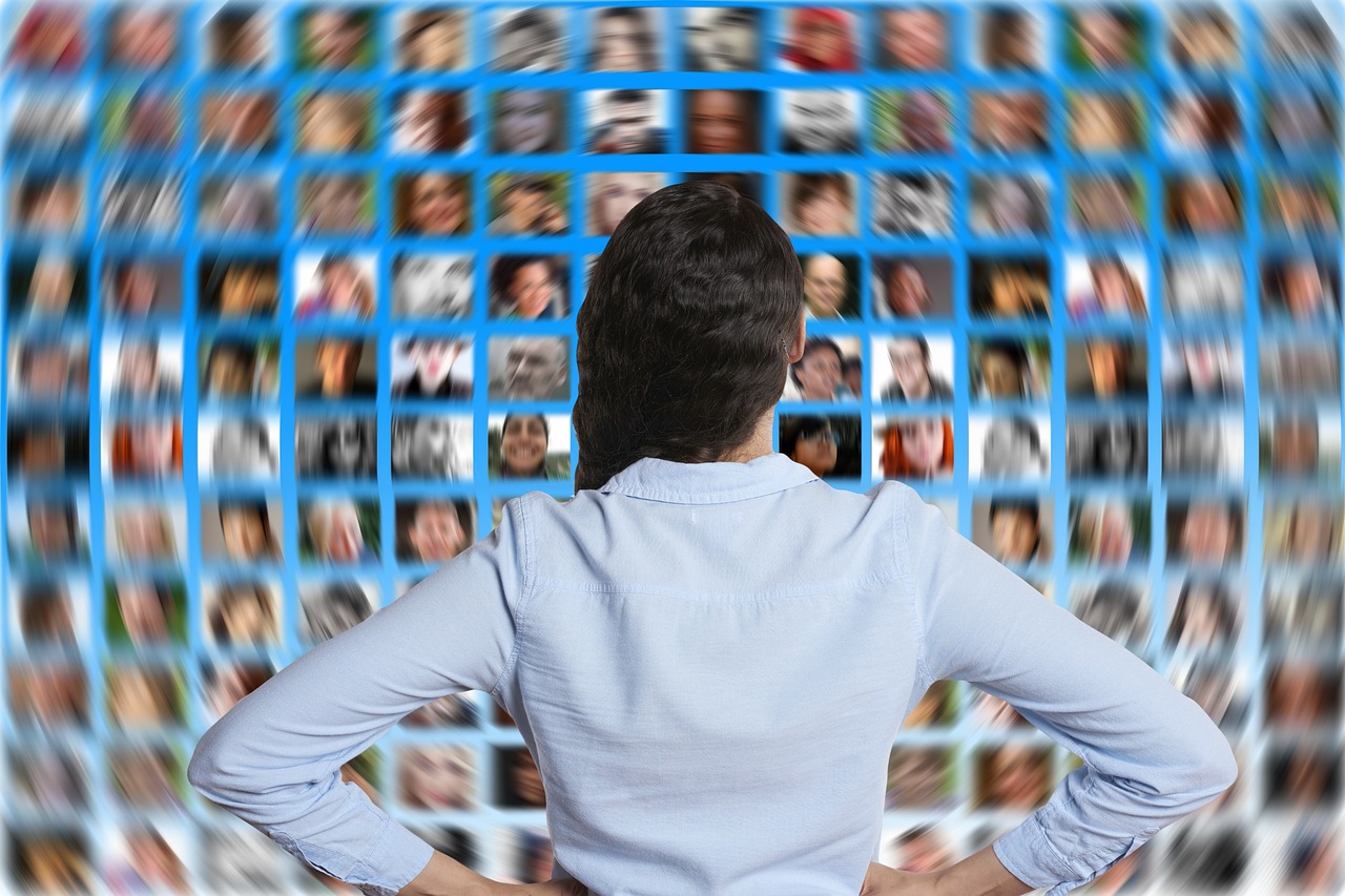 解读自动攻击网站工具详情下载教程- 鲨鱼互动平台怎么代理