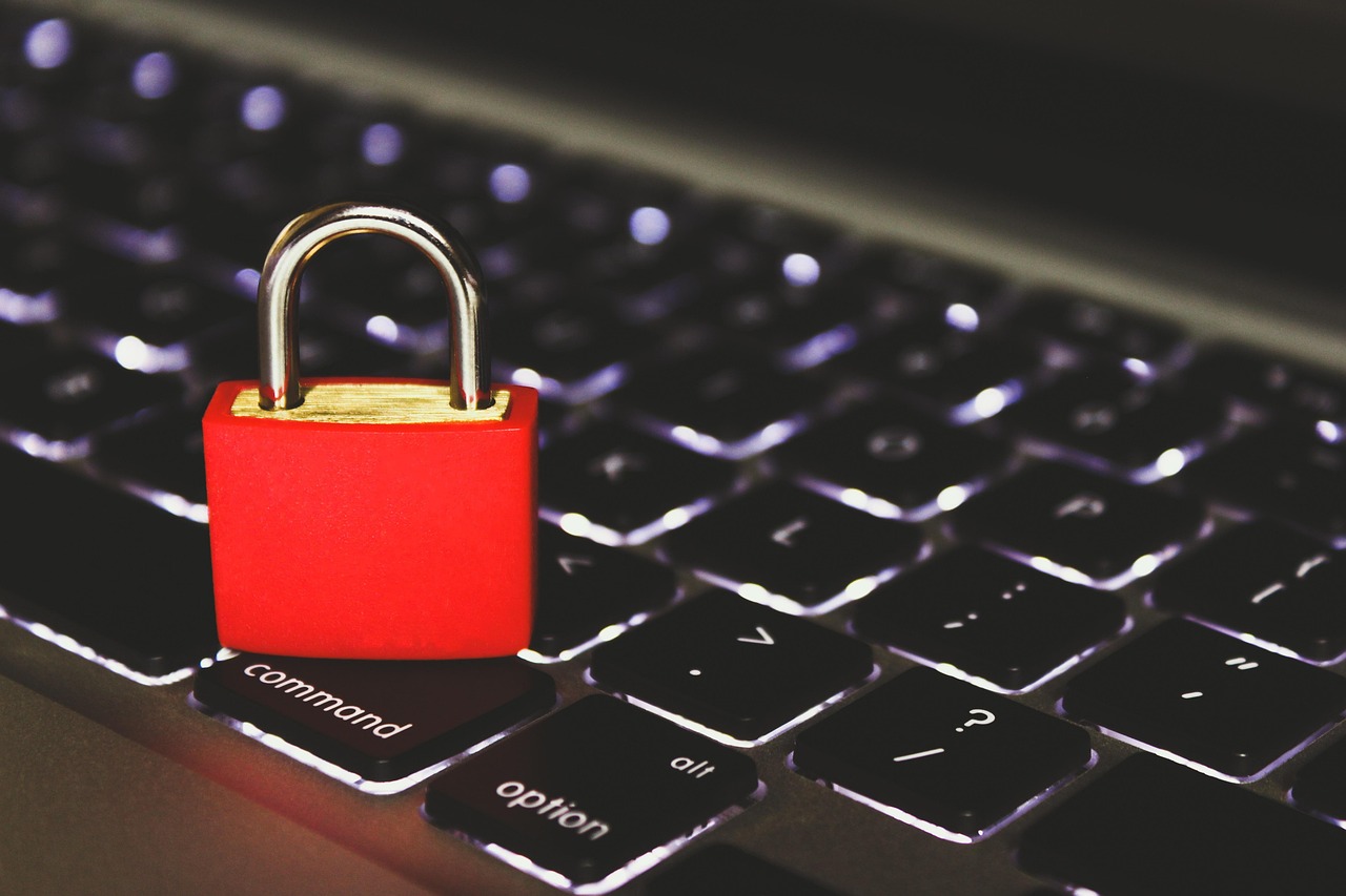 出售私人号微信：天猫联盟app详情下载教程