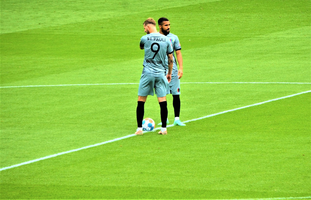 虚拟机手机卡实名实名账号：米服账号购买